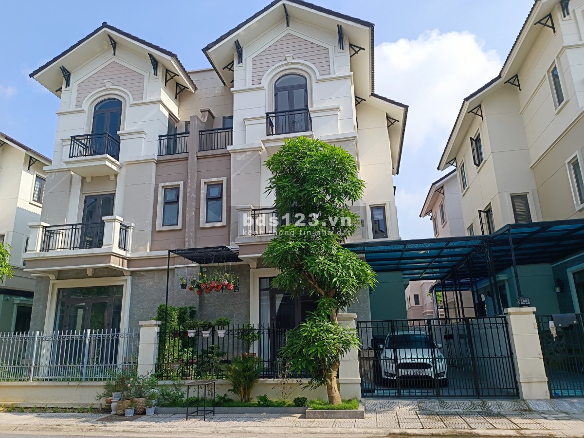 Bán nhanh căn biệt thự vườn giá đáy Centa City Từ Sơn.