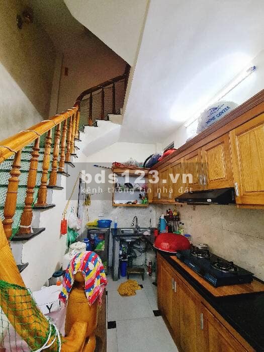 Cần tiền hạ sốc 350 triệu bán nhà La Khê 30m giá 3.1 tỷ, thanh khoản cao