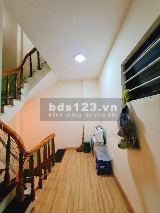 Cần tiền hạ sốc 350 triệu bán nhà La Khê 30m giá 3.1 tỷ, thanh khoản cao