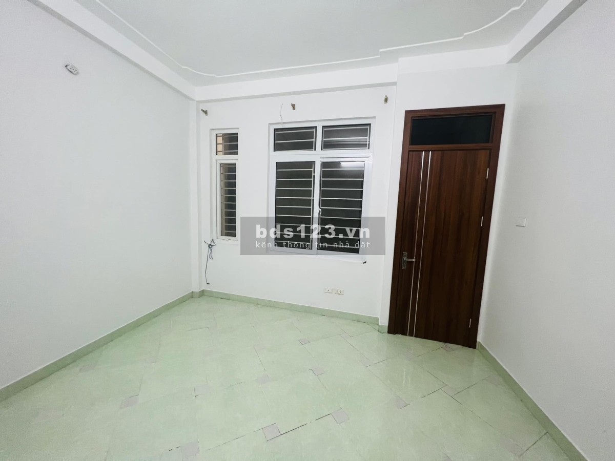 Bán nhà đẹp dân xây - 30M ra phố - Dân trí cao - Tiện ích bạt ngàn