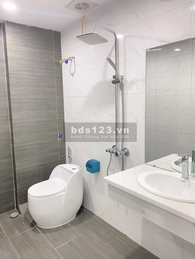 Bán nhà mặt tiền Thất Sơn, Cư Xá Bắc Hải, Phường 15, Quận 10.