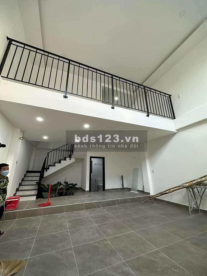 Bán nhà đẹp, diện tích lớn - Hẻm rộng - Ở hoặc kinh doanh