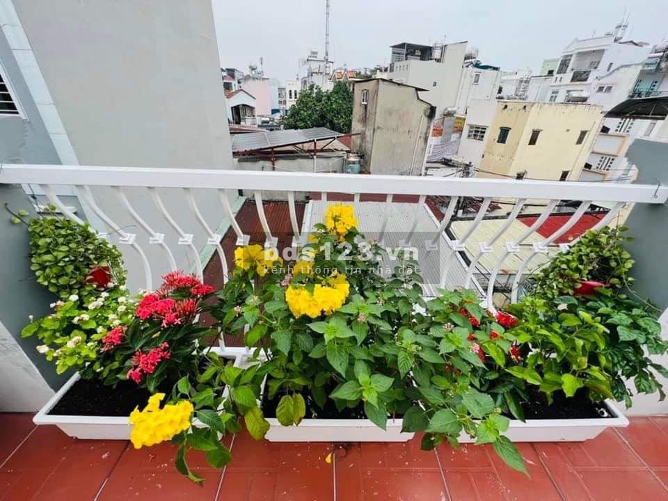 Bán gấp nhà gần mặt tiền trung tâm Hoàng Hóa Thám, nhỉnh 5 tỷ