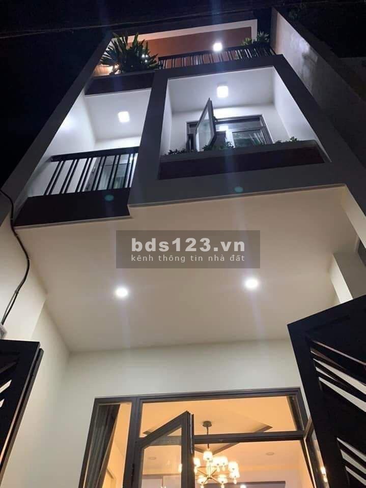 Bán nhanh nhà 3 tầng Lê Đình Lý, kiệt ô tô, cách đường chính 20m