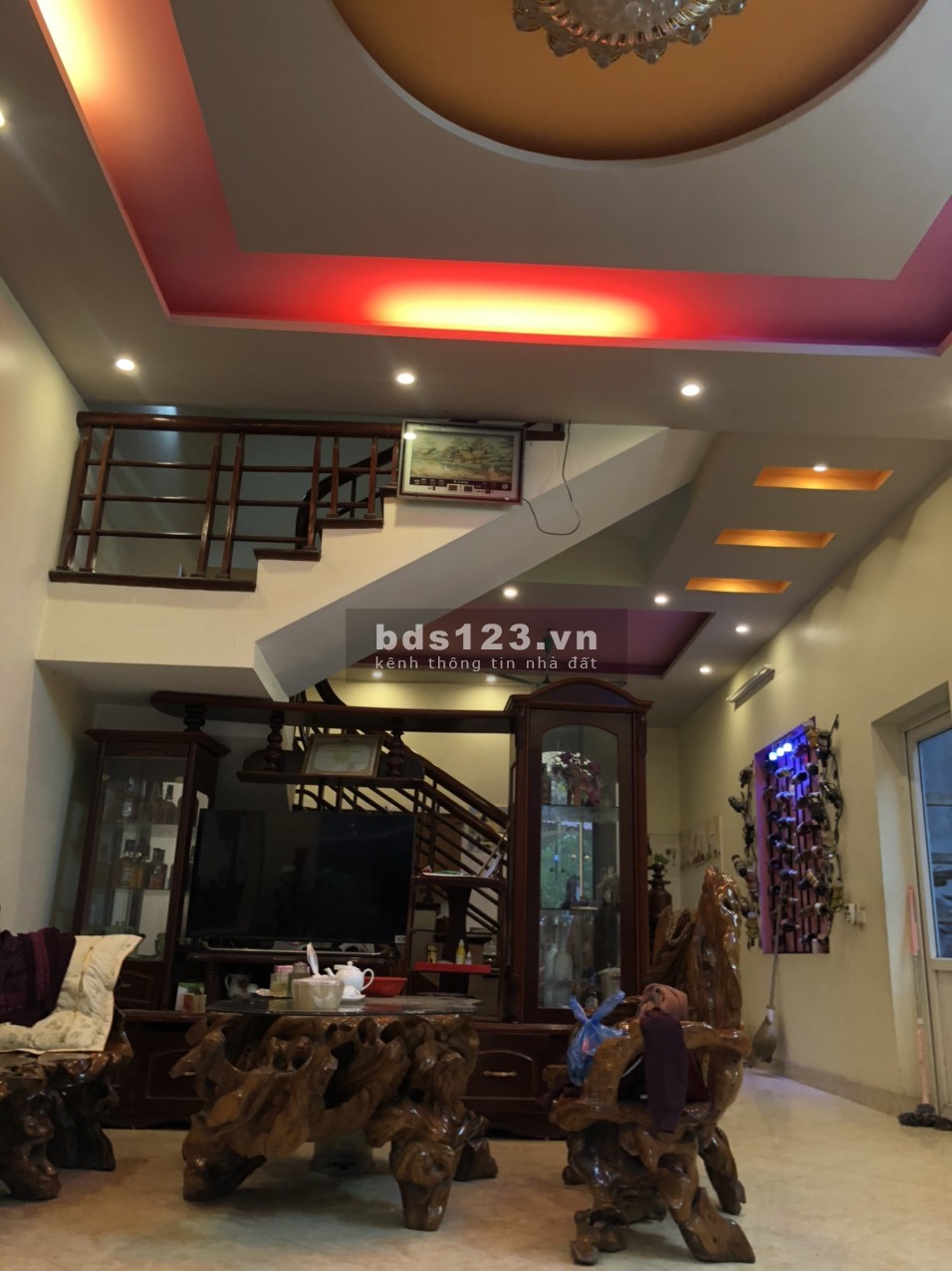 Cho thuê nhà 3 tầng trong ngõ đường Trần Phú Giá 8tr/tháng