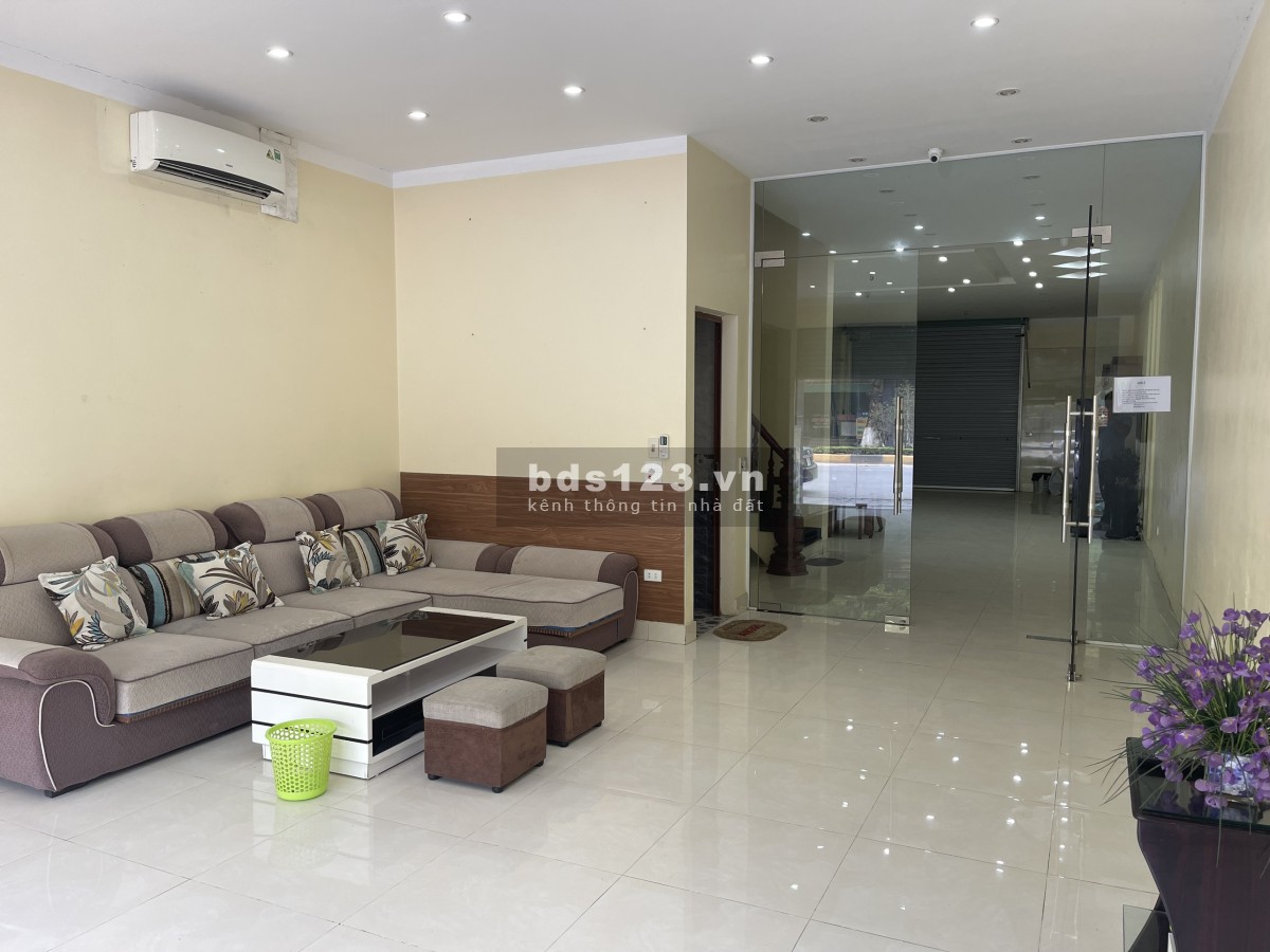 Cho thuê nhà mặt tiền kinh doanh tại Vĩnh yên, Vĩnh Phúc. Gía 20 triệu. LH: 098.991.6263