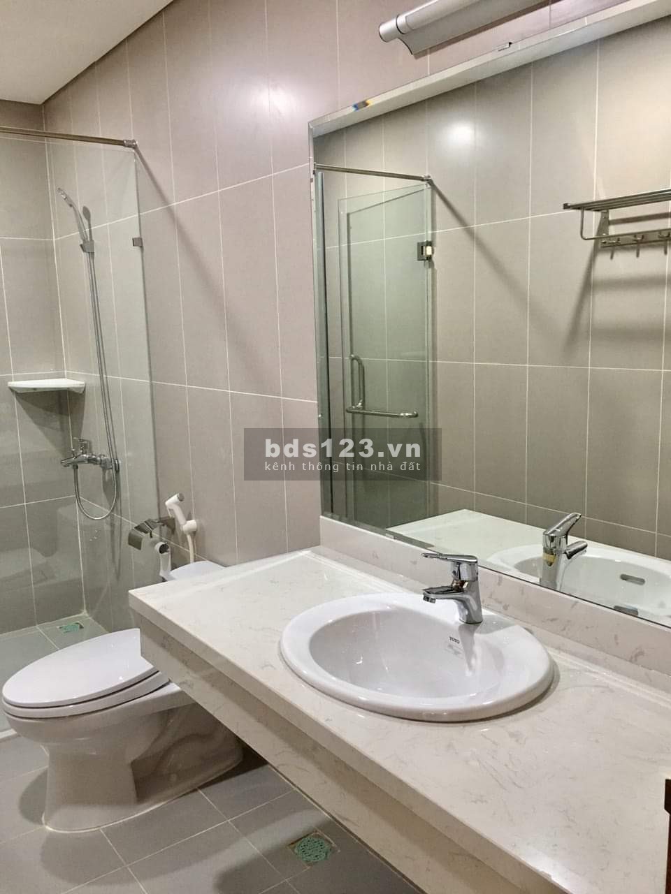 Cho thuê căn hộ CC GOLDMARK Hồ Tùng Mậu - 110 M2 - 3PN - Full nội thất - Gía: 16.5 triệu/ tháng.