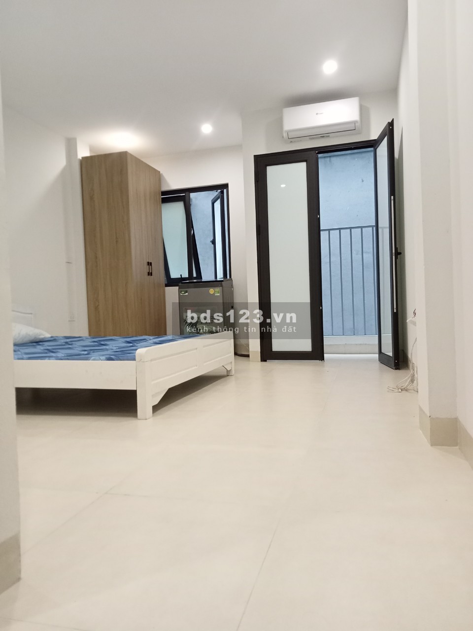 Cho thuê Ccmn Full đồ đẹp mới thoáng rộng tại 73 Phùng Khoang