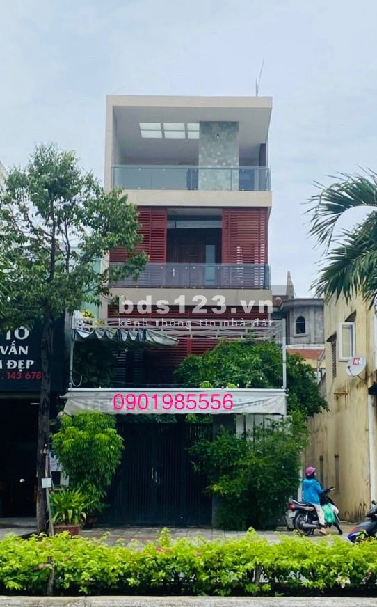 Cho thuê nhà nguyên căn làm mặt bằng 4 tầng đường 2/9, có sân để xe.