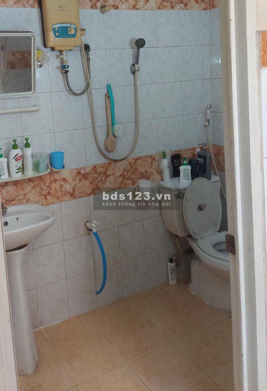 Chính chủ cho thuê nhà Mặt tiền đường 435 Tùng Thiện Vương, P12, Quận 8.