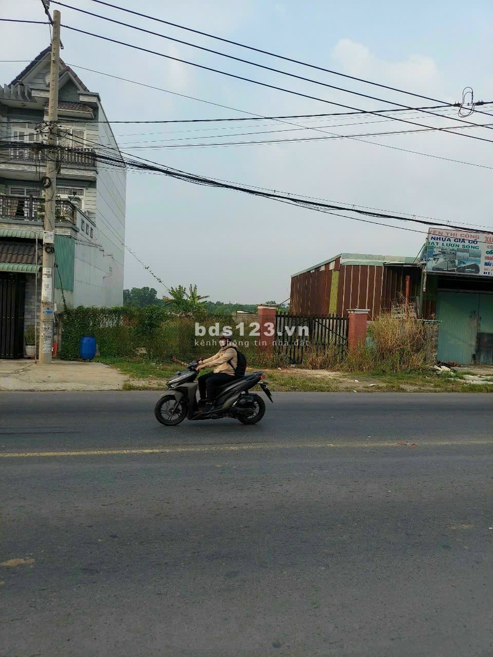 Bán gấp đất ngay Nguyễn Thị Rành- Tân An Hội- Củ Chi, 346.5m2, SHR , 825tr