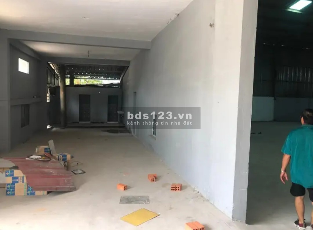 Cho thuê 1000m2 kho xưởng gần đường Phan Huy Ích, Phường 14, Quận Gò Vấp