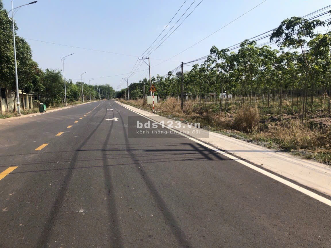 “Vỡ nợ” nên cần bán gấp lô đất thổ cư 500m2, giá 380tr, dân cư đông đúc, shr.