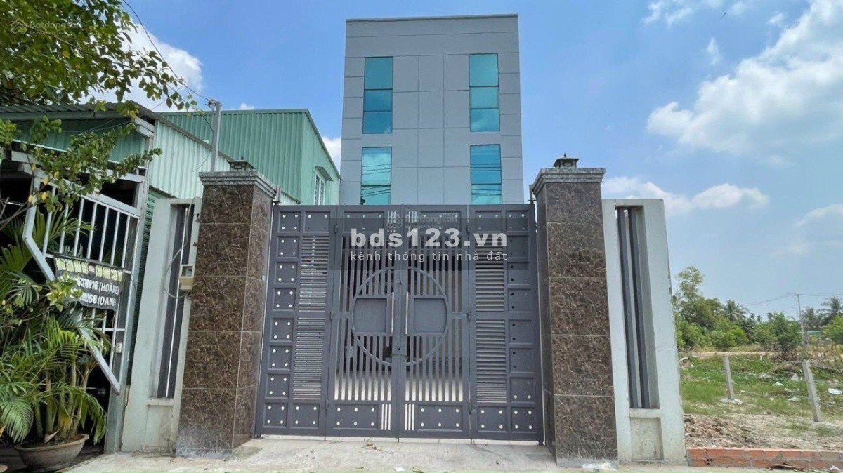 Cho thuê nhà mặt tiền kinh doanh đường Nguyễn Xiển ngay vinhomes Q9 Giá 18tr/tháng