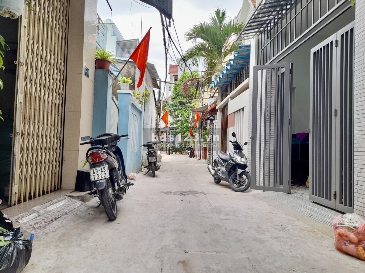 Bán gấp nhà Tiểu La 2 tầng mới toanh, thiết kế cực đẹp. Giá giảm chỉ nhỉnh 3tỷ