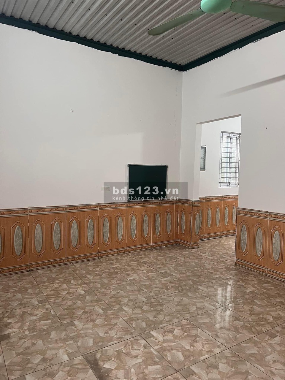 Bán nhà c4 tại Khai Quang chỉ với 1,2x tỷ. liên hệ: 0986.454.393 - 0986.797.222