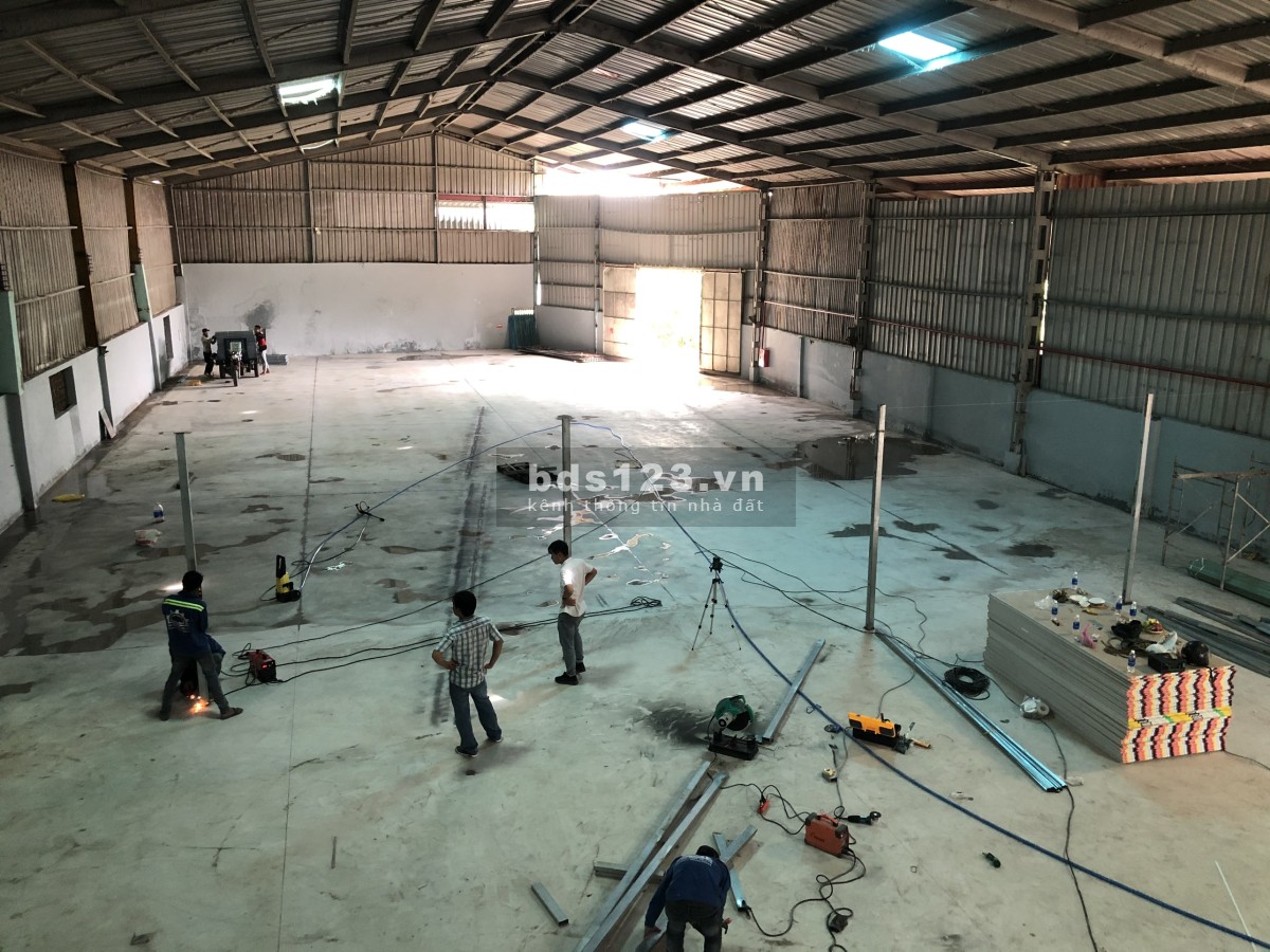 Chính chủ cần cho thuê kho xưởng 1000m2 ngay Phan Huy Ích Gò Vấp phù hợp sản xuất làm kho đa nghành