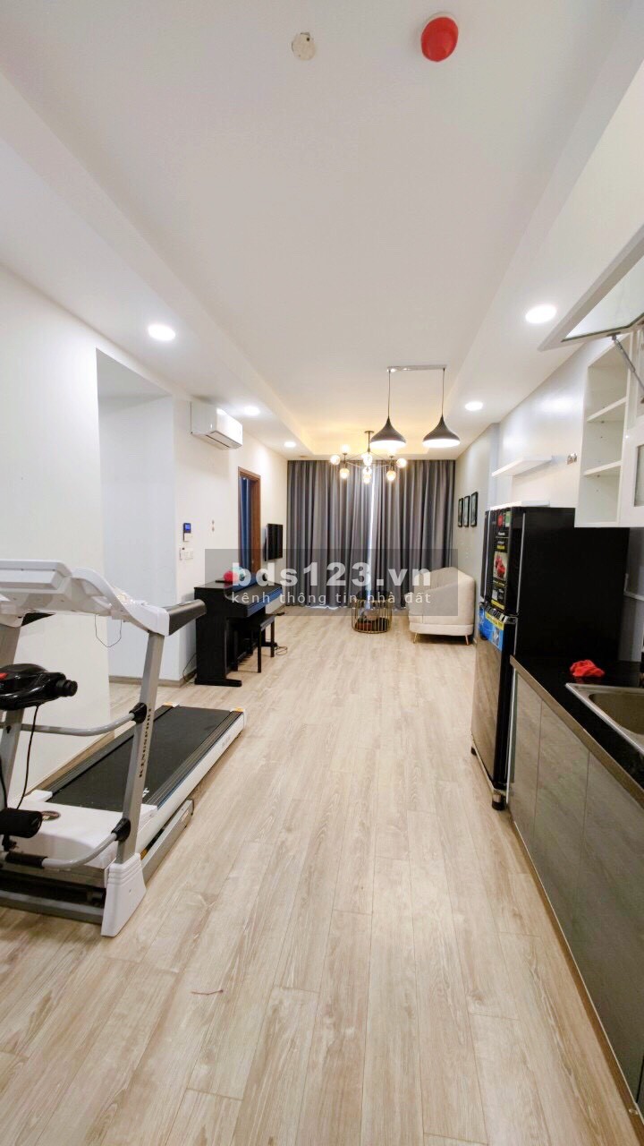 Xách vali vào ở ngay căn họ 2PN - 2W đầy đủ nội thất tại Q8 có Bancon