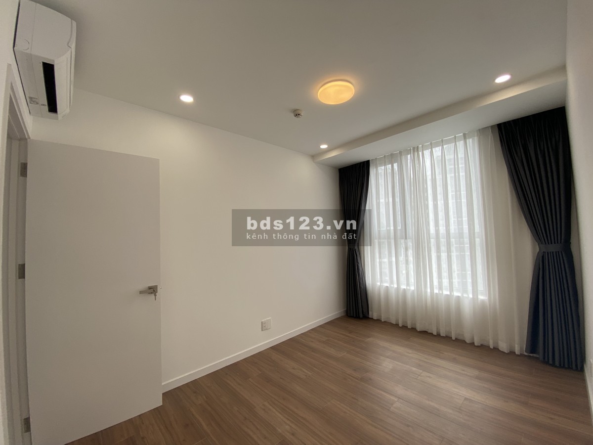 Căn hộ Precia 2 view hướng mát, nhà mới full bếp, rèm, 3 ML, MNN chỉ 11.5 triệu. Có suất ô tô