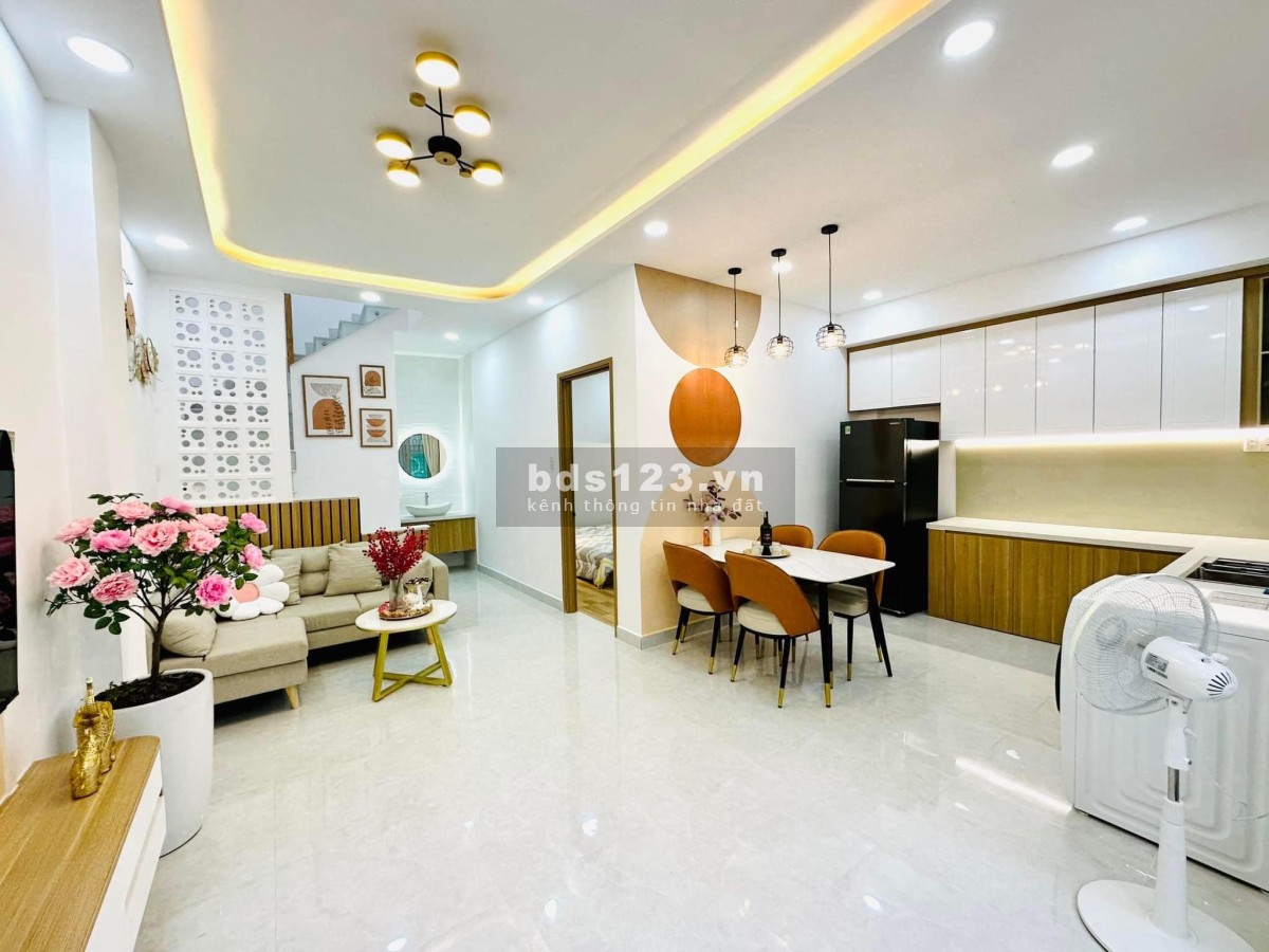 Cần bán nhà đẹp full nội thất, sát sân bay, KV Gò Vấp - Nhà ở - 49M2 - 2 TẦNG ~ 4.7 TỶ.