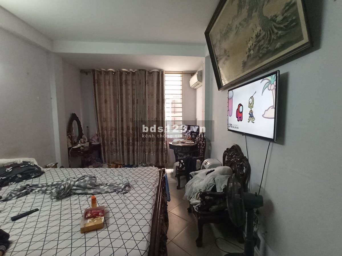 Bán nhà hàng HIẾM khu Trung tâm Bồ Đề