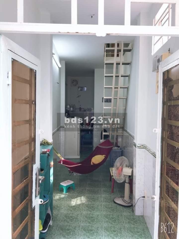 Bán nhà chủ ở 50M ra mặt tiền - Hẻm 3M thông - Nở hậu đều - 2 tầng BTCT - Khu an ninh yên tĩnh