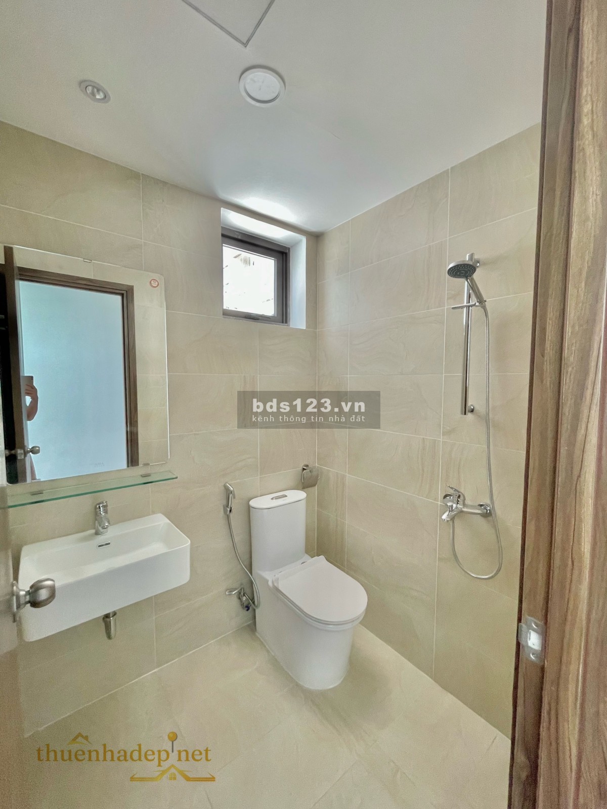 Bán căn Opal Skyline giá cắt lỗ 1pn 1ty144 full 100% diện tích rộng
