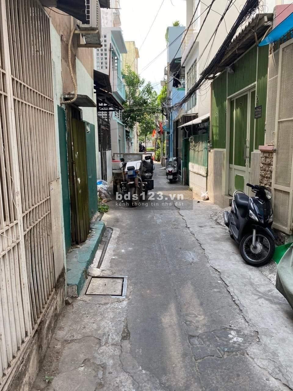 Bán nhà cực hiếm quận 3 - Chỉ 3 tỷ sở hữu nhà 3 lầu mới đẹp - Hẻm 3 gác thông thoáng