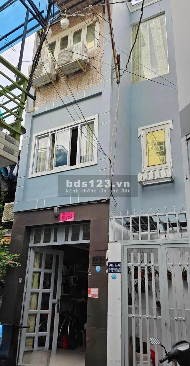 Bán nhà cực hiếm quận 3 - Chỉ 3 tỷ sở hữu nhà 3 lầu mới đẹp - Hẻm 3 gác thông thoáng