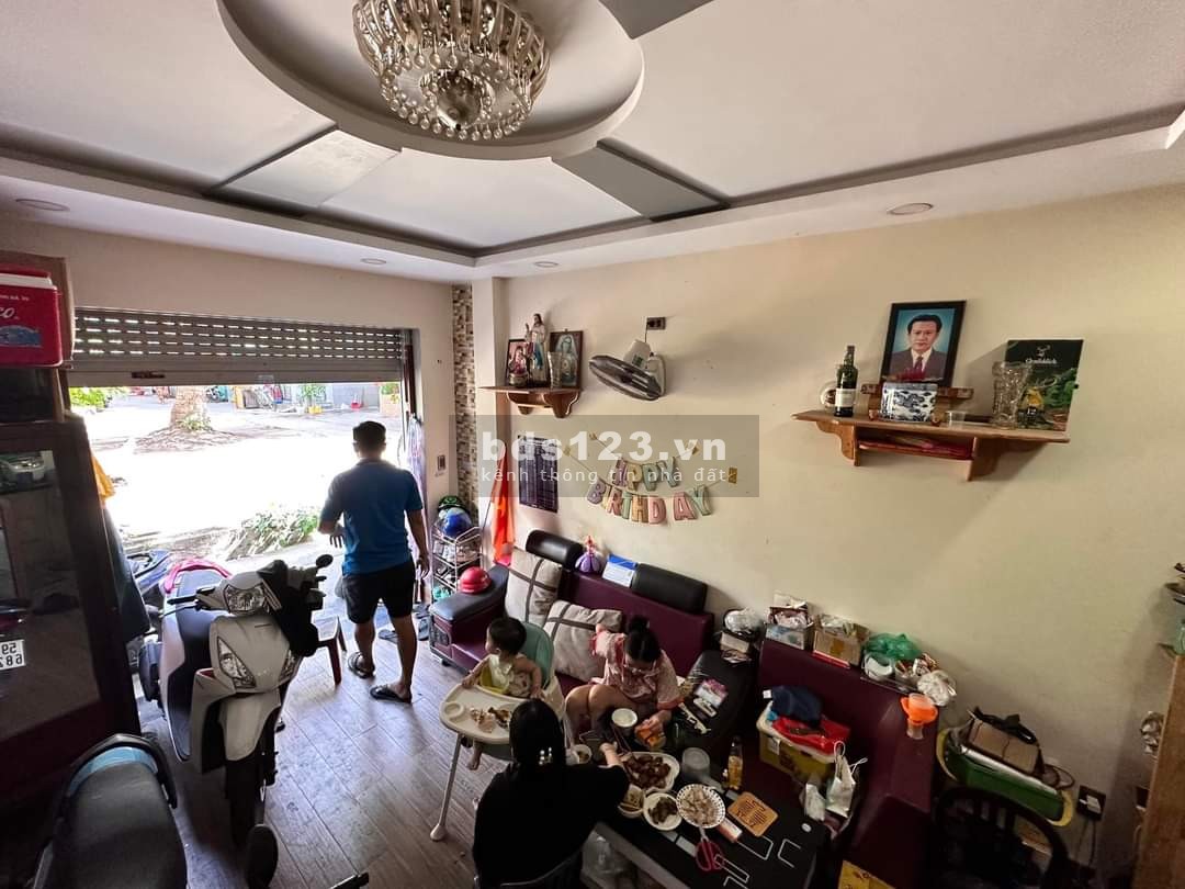 Bán nhà 26m2, 4 lầu, Trần Văn Quang, Phường 10, Tân Bình.