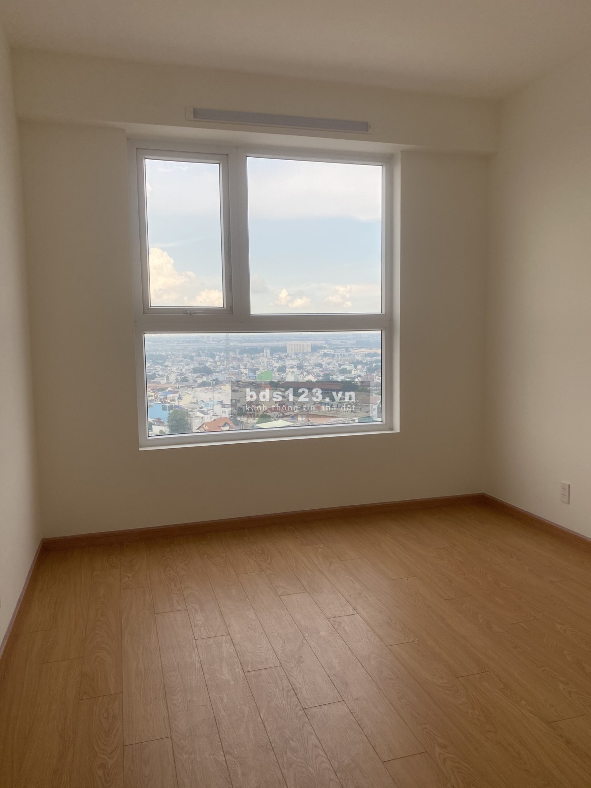 Bán căn hộ 2pn,2wc giá 1ty9 bao full toàn bộ view hồ bơi siêu đẹp cam kết tin thật 100%