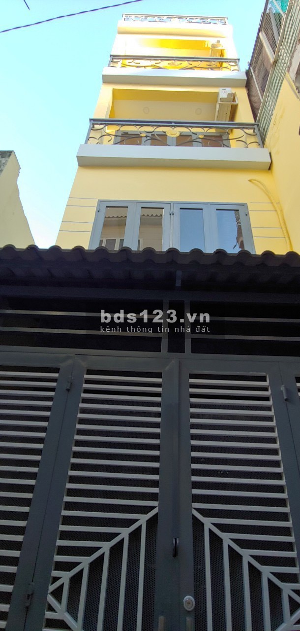 Cần bán gấp nhà 5 tấm LHP Q10, nở hậu, hẻm thông tứ phương giá tốt 8ty2