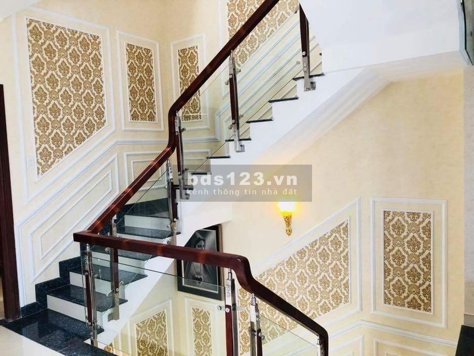 Duy nhất biệt thự quận 2 với thiết kế siêu đẹp, kiến trúc Châu Âu