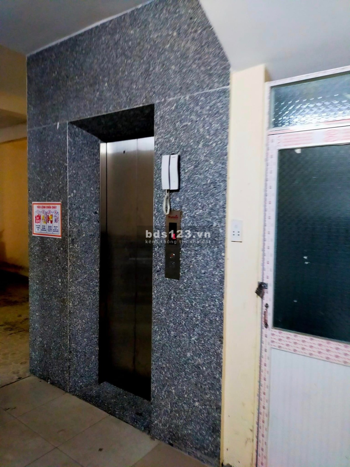 Bán CHDV Tân Sơn Nhì, Tân Phú 12x20m 7tầng thang máy TN 85tr, giá 21tỷ