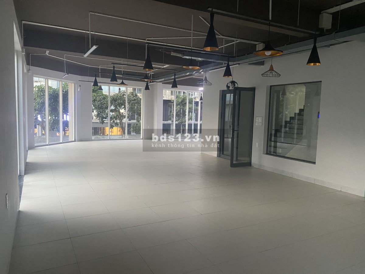 Mới nhất, cho thuê văn phòng cặp Shophouse chỉ 12.000$ góc siêu đẹp