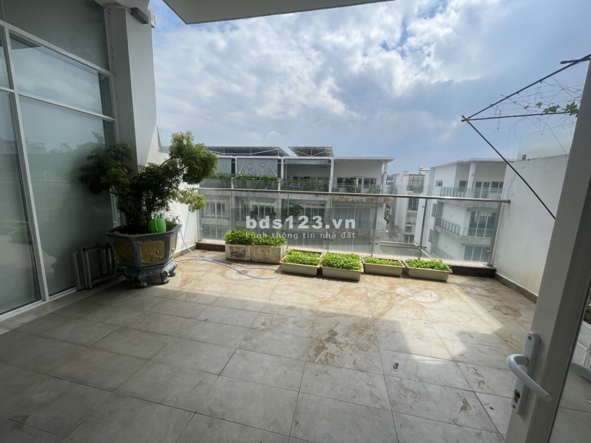 Cho thuê văn phòng Shophouse ngay trục đường B2 chỉ 11500$ giá bao thị trường