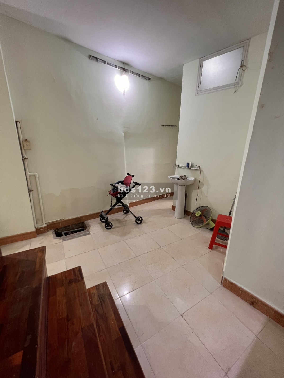 Bán nhà giá cực rẻ hẻm nhỏ Phú Lộc P6 Tân Bình
