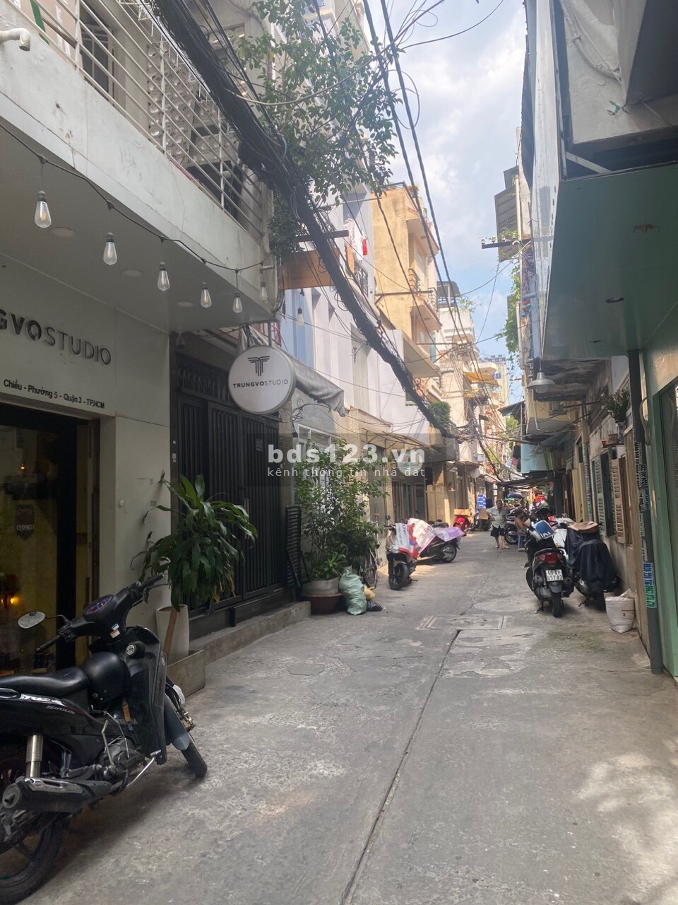 Cho thuê nhà 2 lầu hẻm xe hơi 263/25 Nguyễn Đình Chiểu Q3
