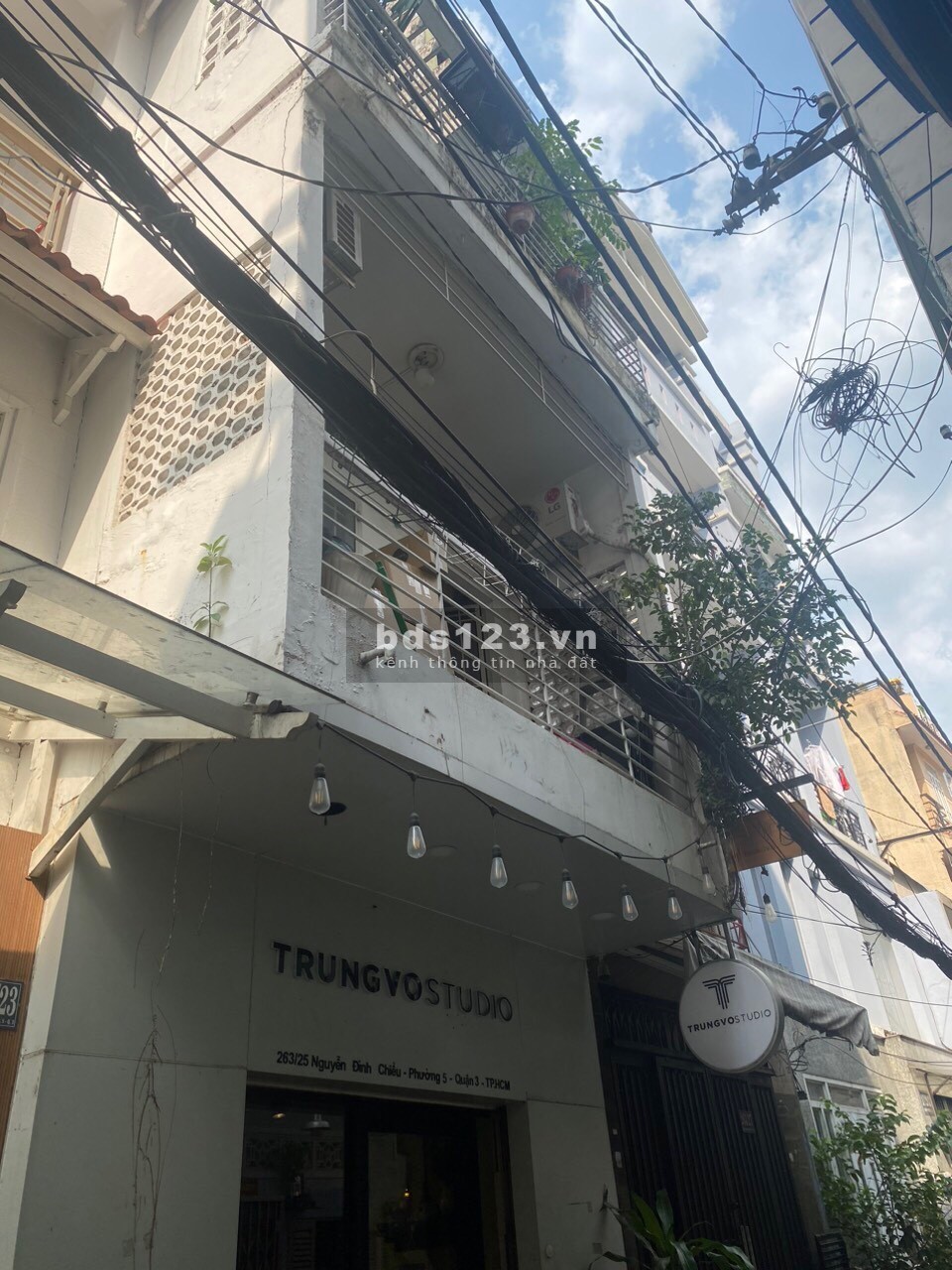 Cho thuê nhà 2 lầu hẻm xe hơi 263/25 Nguyễn Đình Chiểu Q3