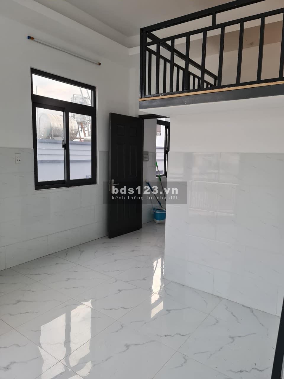 Phòng trọ Tân Phú giá rẻ full nội thất cửa sổ lớn