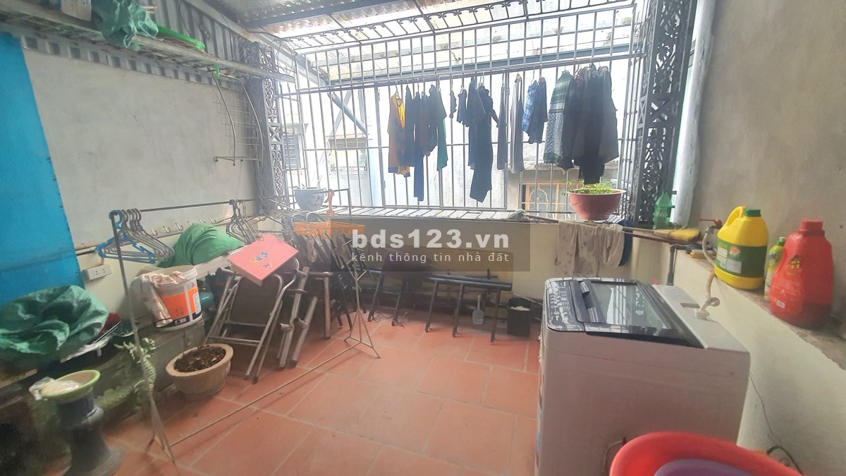 Bán nhà phố Xuân La, Tây Hồ. DT 52m, 4T, MT 4m, 5,5Tỷ. Vị trí trung tâm, An sinh cao Ở sướng, Đầu Tư