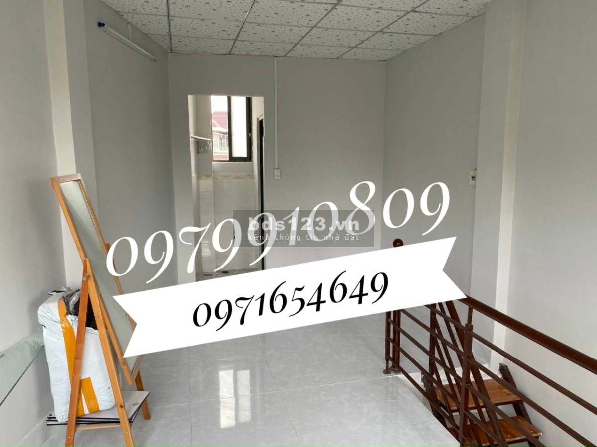 Bán Nhà Mặt Tiền Đường Kinh Doanh SHR 1Lầu 1Trệt Giá Chỉ:1Tỷ350Tr
