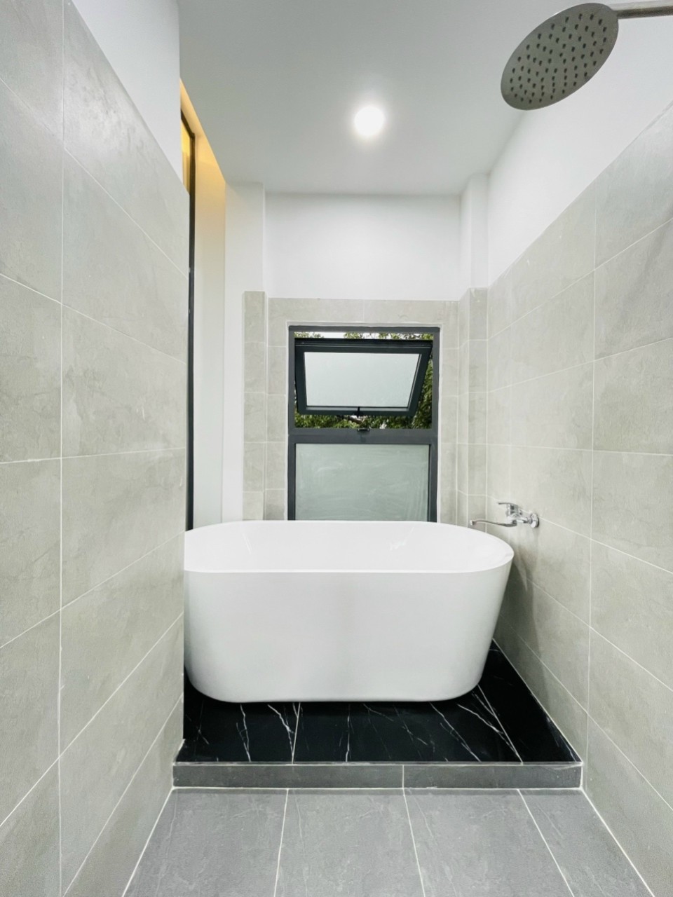 Chuyển nhượng nhà mới ở ngay trệt lửng, 55.7 m đường số 38 Hiệp Bình Chánh