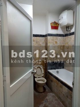 Chính chủ bán nhà 2 tầng, tổng DTXD 95m2. sổ đỏ. mặt tiền 4m, đường trước nhà 5m, giá 3.2 tỷ