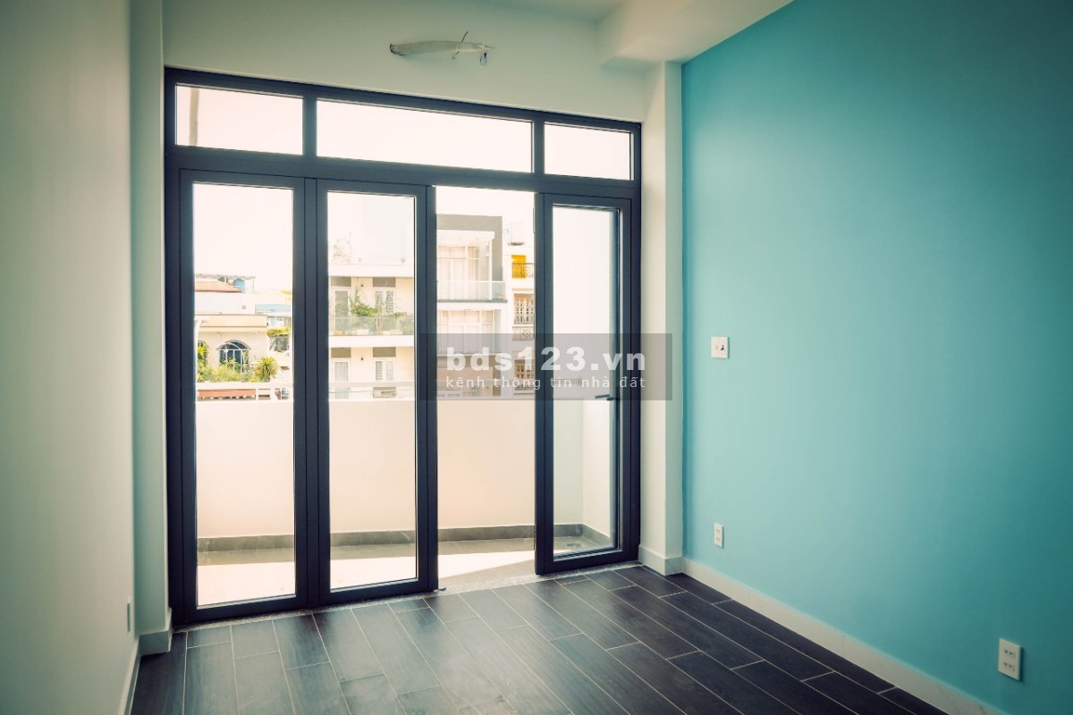 Siêu phẩm bán nhà 6 lầu MT đường Lạc Long Quân P8 Tân Bình