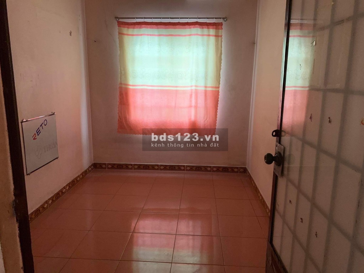 Cho thuê nhà 2 căn liền nhau mới sơn sửa - Lê Duẩn,thị trấn Long Thành