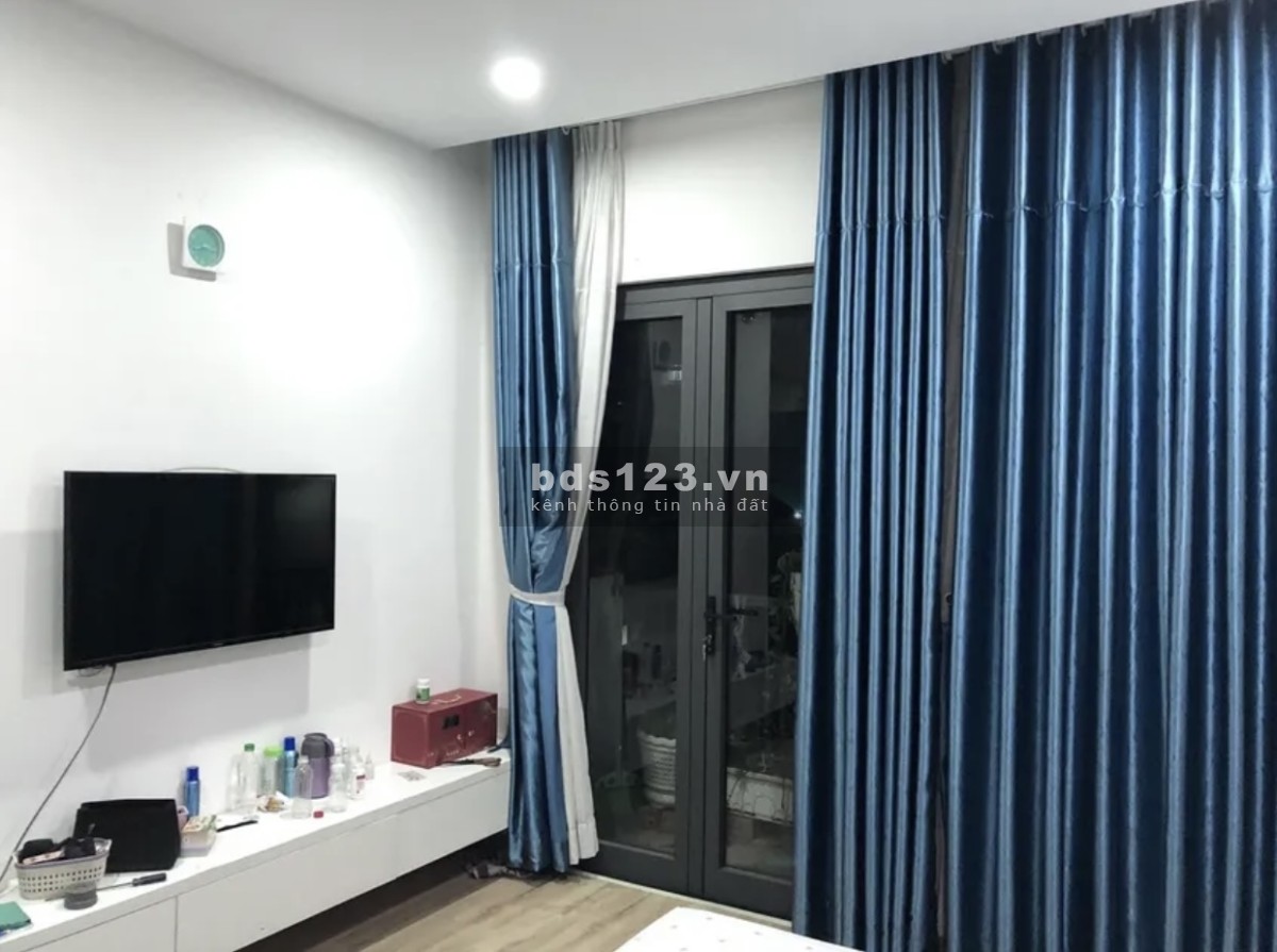 Bán gấp nhà HXH Thích Quảng Đức P5 Phú Nhuận 1T1L gần trường học, SHR 3tỷ8 LH 0931769418