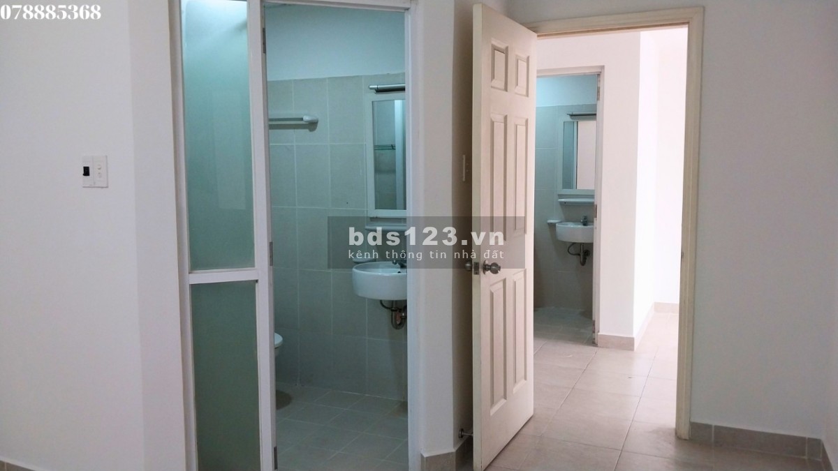 Chính chủ bán(EH 3:64m2 2 PN/2WC 1tỷ750) quyết định bán rẻ nhất thị trường 1tỷ680,sổ hồng vĩnh viễn