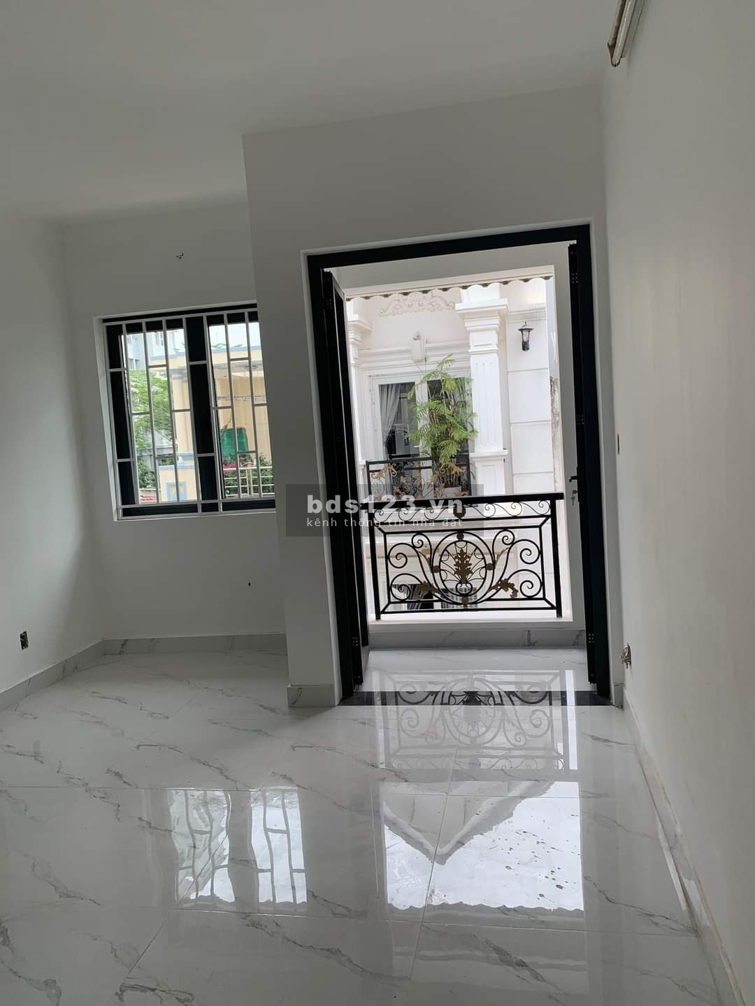 Bán nhà hẻm xe hơi 5m, đường Lê Đức Thọ, P.15. Gò Vấp. SHR, gần chợ, 40m2, 4tỷ8. LH: 0931580114