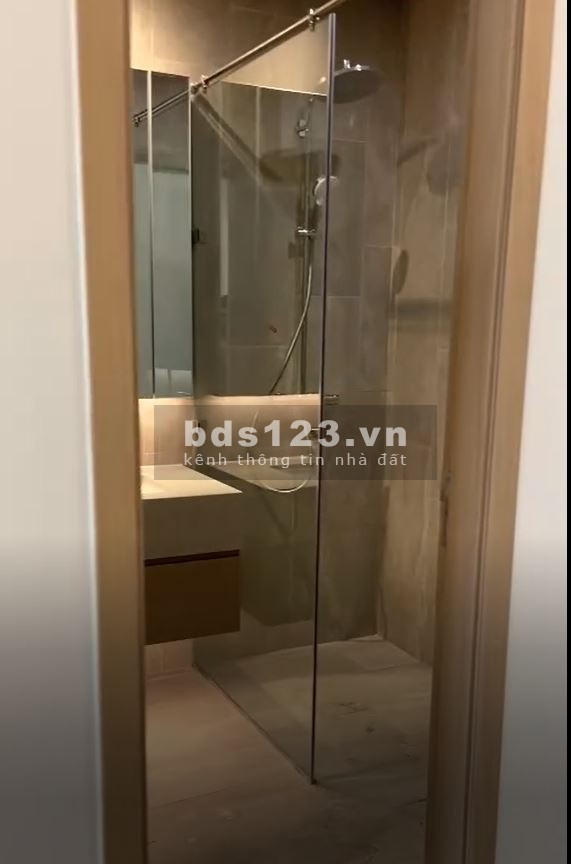 Bán CC chính chủ, giao nhà ngay Lancaster Láng, 57m2 hướng Đông Nam